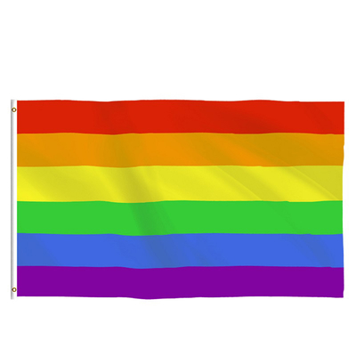 Ομοφυλοφιλικό υπερηφάνειας 3x5 ουράνιων τόξων ύφασμα πολυεστέρα σημαιών έξοχο για τις υπαίθριες δραστηριότητες